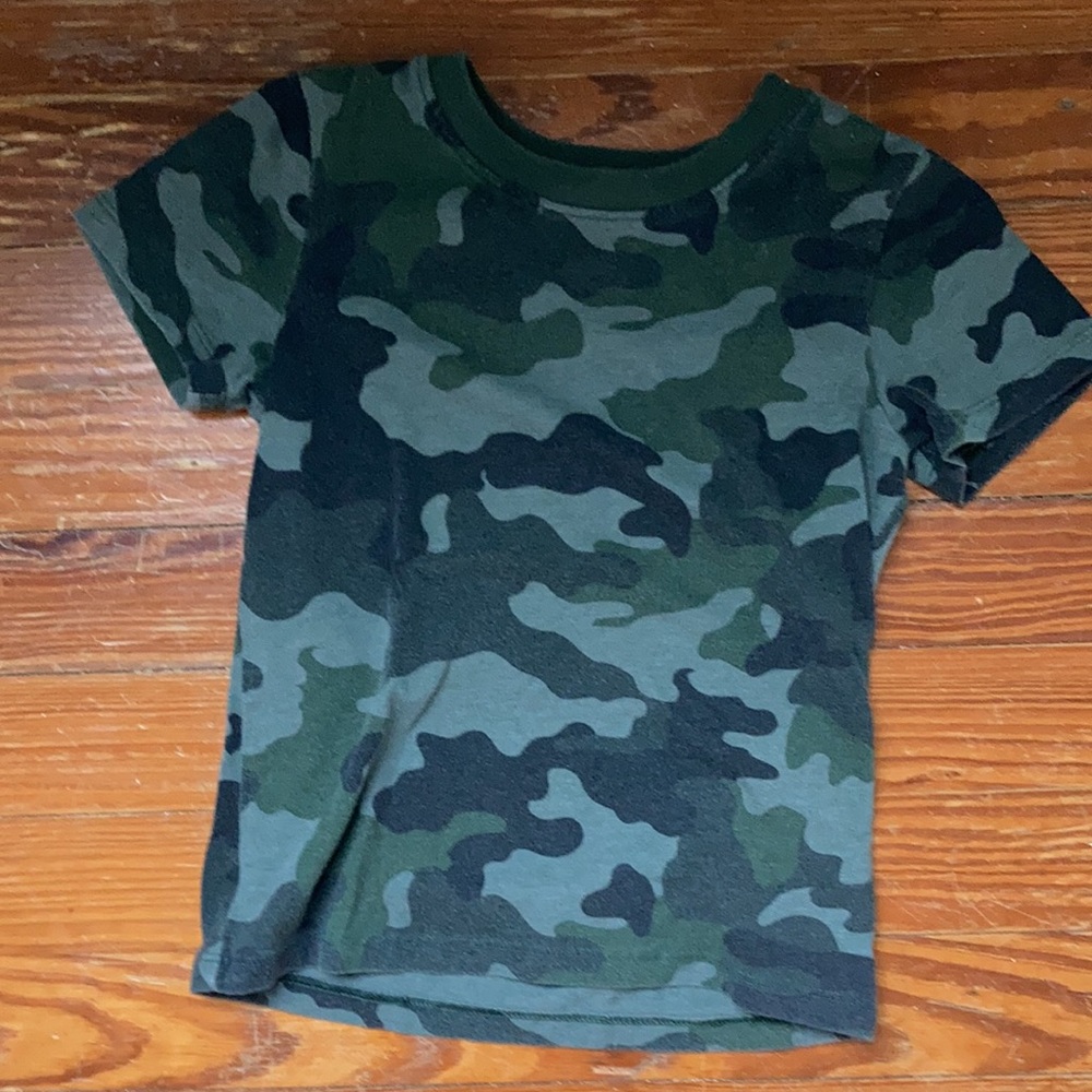 Cat & Jack camo camouflage T-shirt